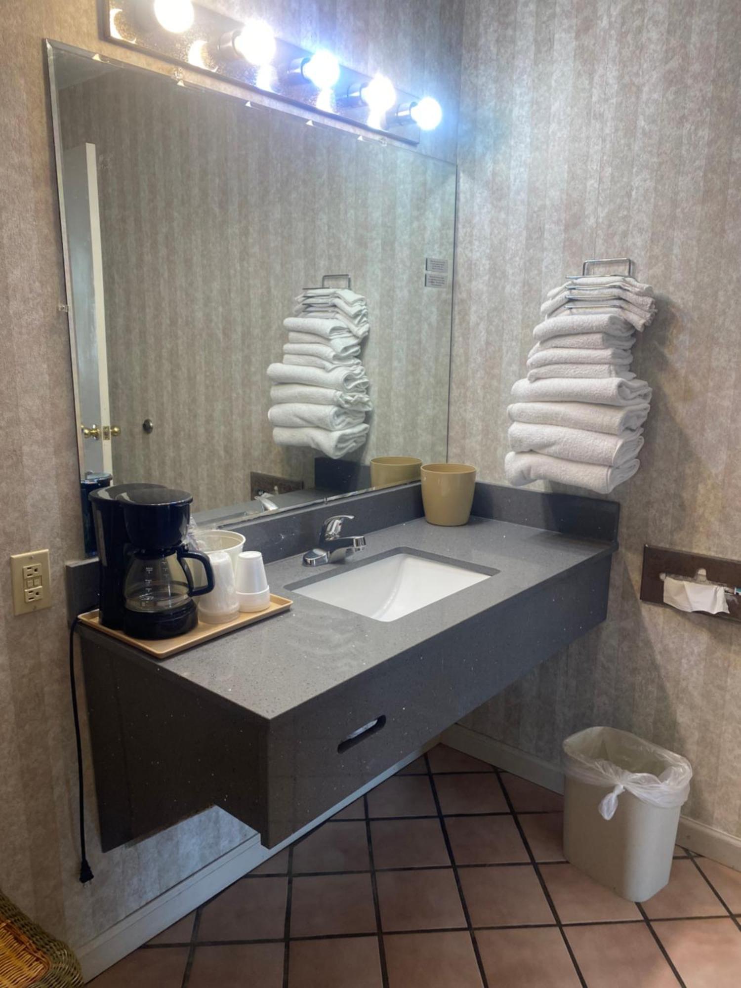Riverfront Lodge Burkesville Luaran gambar
